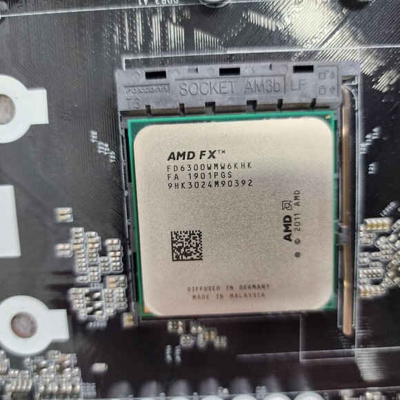 ASRock 970 PRO3 Motherboard w/AMD FX CPU Cooler Fan & IO Sheild - Picture 7 of 11